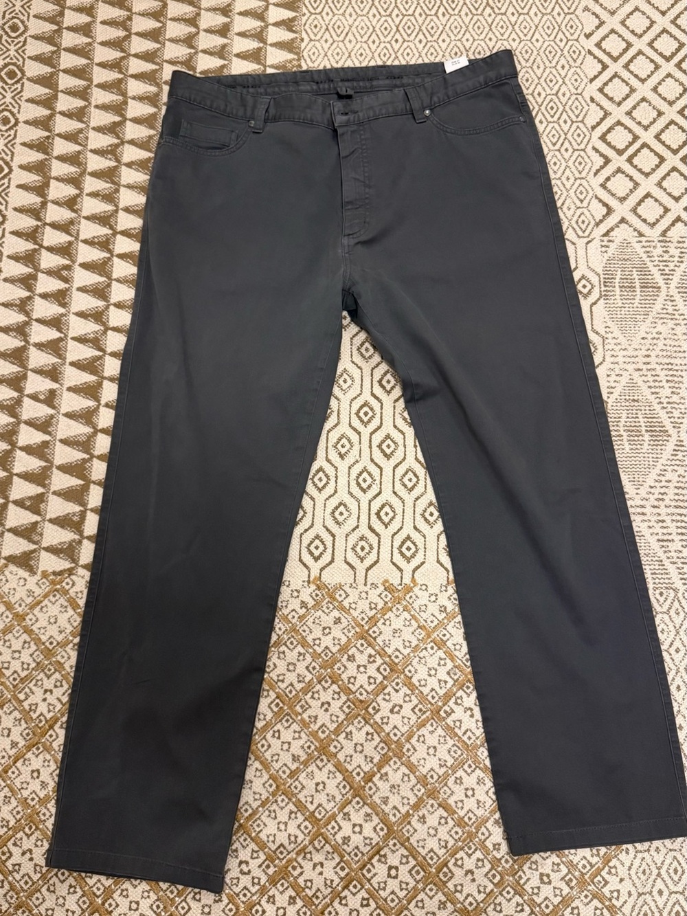 Ermenegildo Zegna Men's Charcoal Straight-Leg Chinos